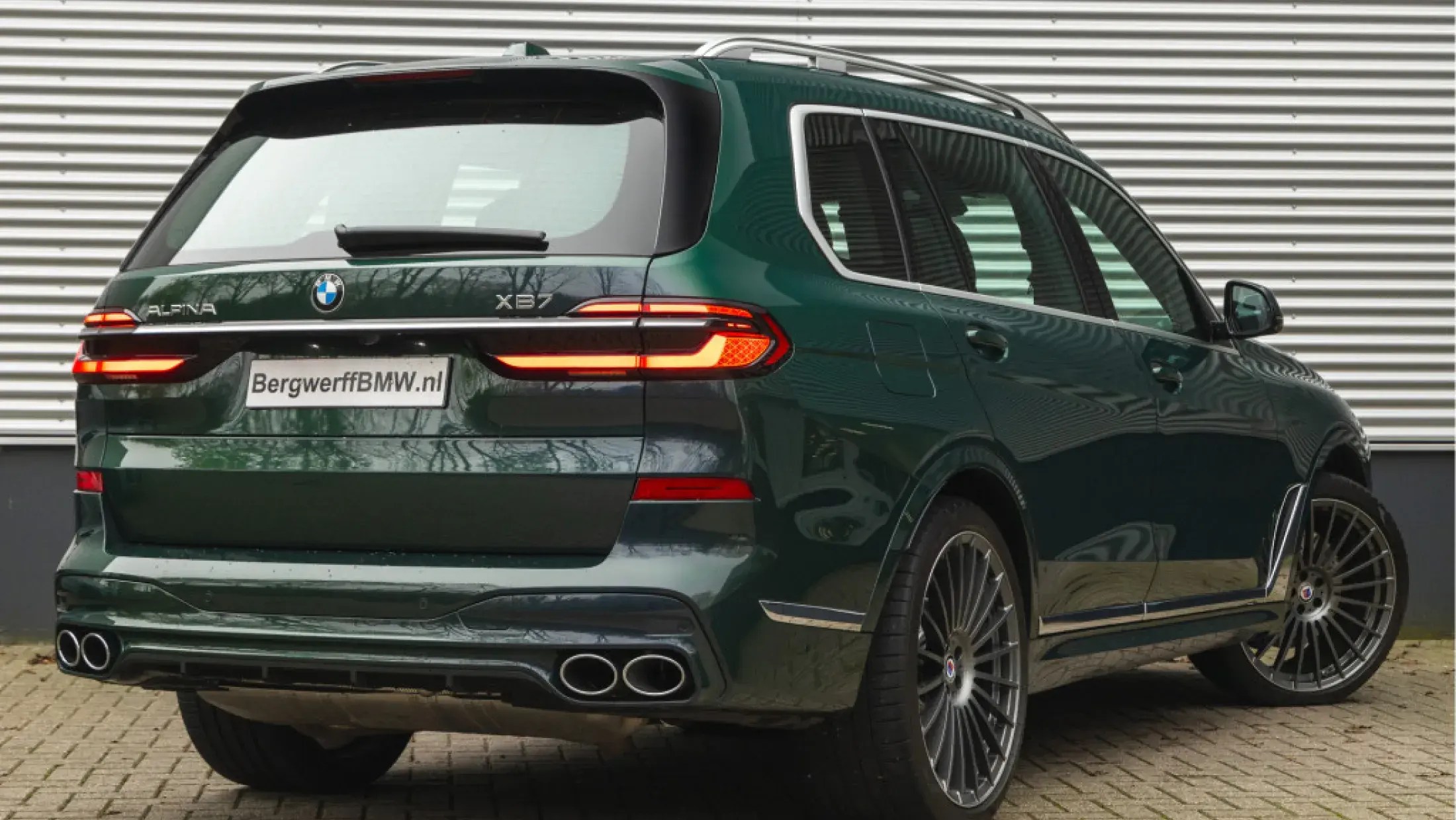 Alpina XB7 Individual Aurora Diamond Green BMW Individual Vollederausstattung Schwarz leder