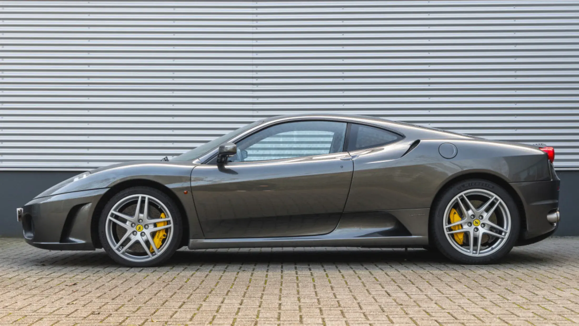 Ferrari F430 Grigio Silverstone Metallic F 136 E Manual Conversion