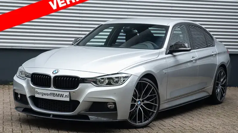 BMW 3-serie 320i M-Sport | M-Performance