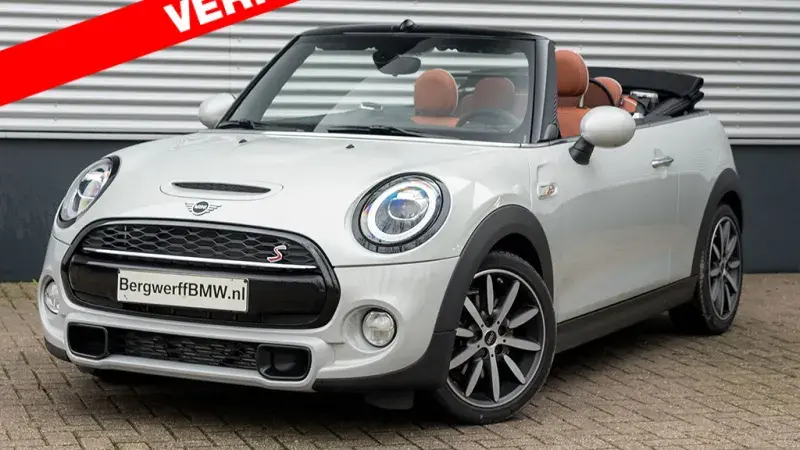 MINI Cooper S Cabrio Chili F57 White Silver Metallic Chester Malt Brown Bergwerff