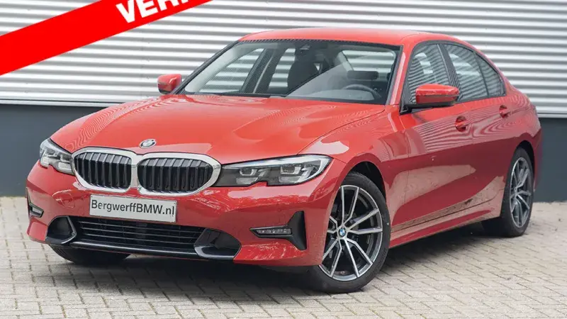 BMW 320i Melbourne Rot G20 Bergwerff