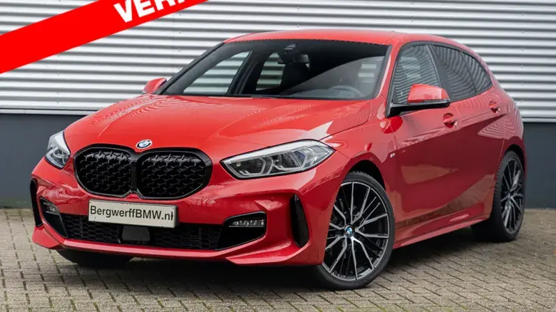 BMW 118i Melbourne Red Pearl Hatchback F40 M Sport Harman Kardon 2019 Bergwerff