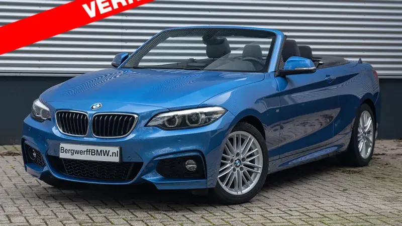 BMW 220i Cabrio F23 Estoril Blue Alcantara 'Hexagon' Anthrazit M Sport Bergwerff