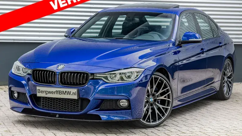 BMW 330e M Performance Individual San Marino Blauw Dakota schwarz leder Bergwerff Gorinchem