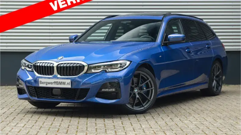 BMW 330i Touring G21 M Sport Portimao Blau Metallic Alcantara Sensatec Schwarz