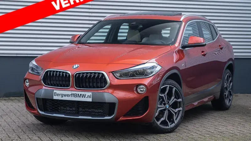 BMW X2 Sunset Orange F39 Small SUV  Dakota Oyster leder Bergwerff Gorinchem