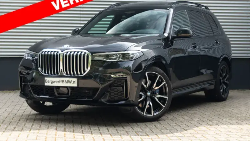 BMW X7 xDrive40i  G07 Black Saphire Metallic Leder Vernasca design Schwarz Bergwerff