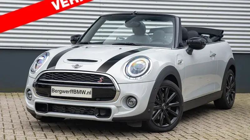 MINI Cooper S Cabrio Chili White SIlver Metallic F57 MINI Yours Leer Lounge Carbon Black