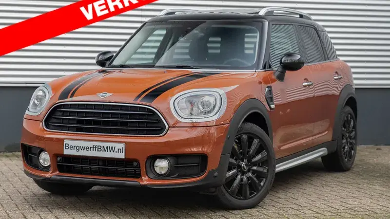 MINI Countryman Cooper D Chili Chestnut MINI Yours Leer Lounge Carbon Black F60 SUV 2019