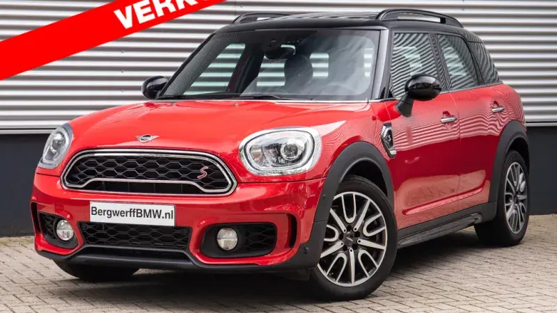 MINI Countryman Cooper S Knightbridge Chili red MINI Yours leer lounge Carbon Black