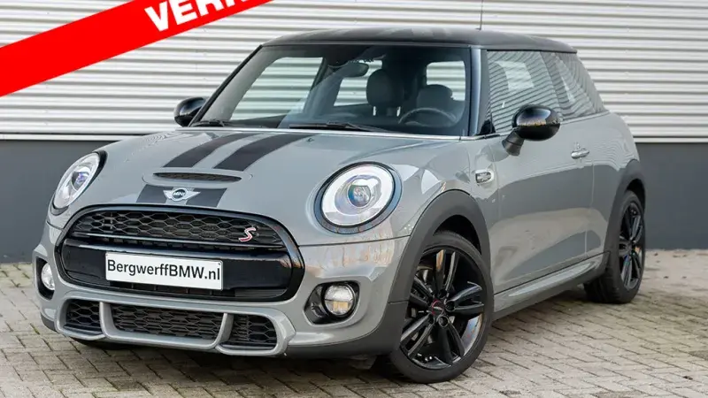 Mini Cooper S 2.0 Chili Moonwalk Grey Leder Cross Punch Carbon Black F56 Bergwerff