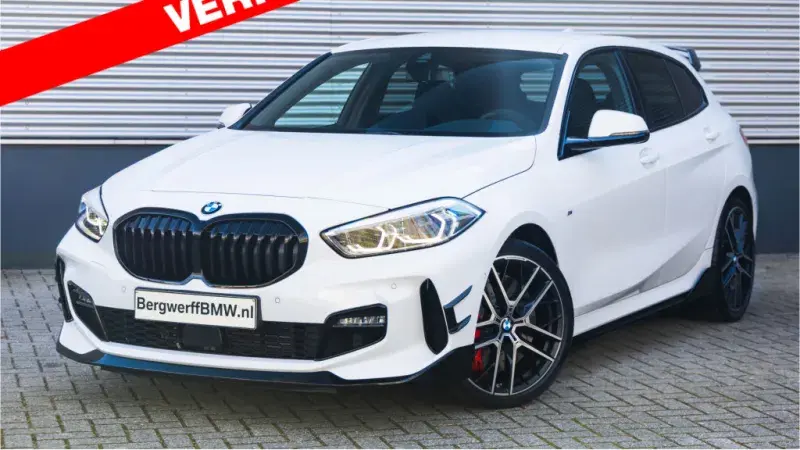 BMW 118i M Performance F40 Alpine White Stof Trigon Alcantara Schwarz Hatchback bergwerff