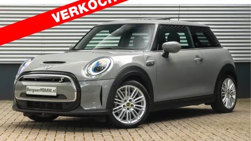 Mini Electric Yours - Facelift - Panorama - Stoel en Stuurverwarming - Head-up 1